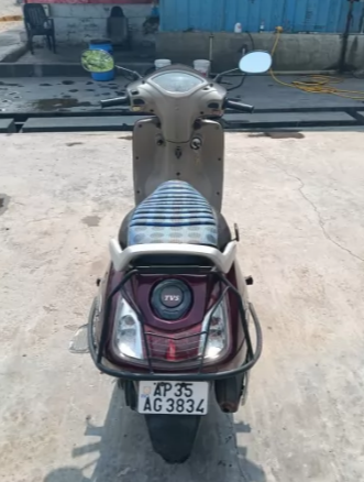 TVS Jupiter - 2016