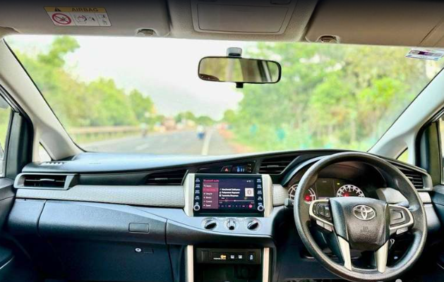toyota innova crysta (2021)