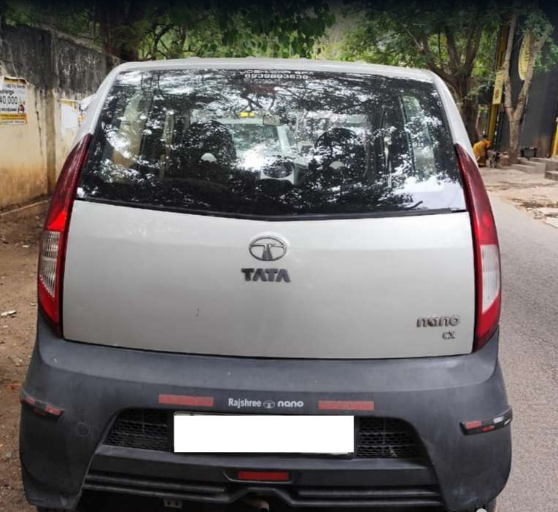 tata nano (2012)